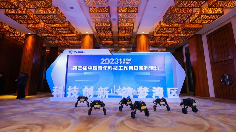 ELT工具：揭秘其核心功能与参数对比